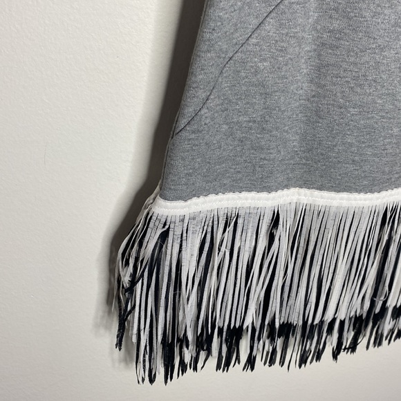 J Crew Fun in Fringe sleeveless top with fringe border hem size XS - Picture 8 of 13